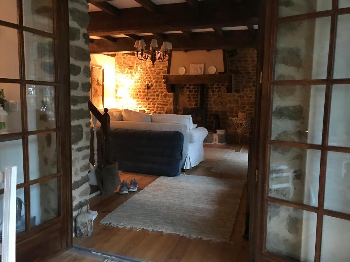 Le Jardin Des Fees Bed & Breakfast Savigny-le-Vieux Luaran gambar