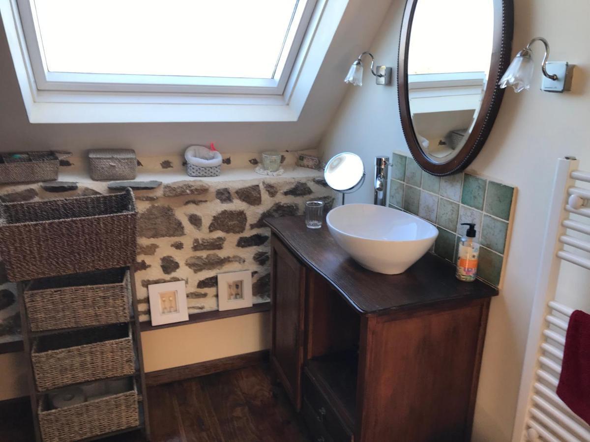 Le Jardin Des Fees Bed & Breakfast Savigny-le-Vieux Luaran gambar