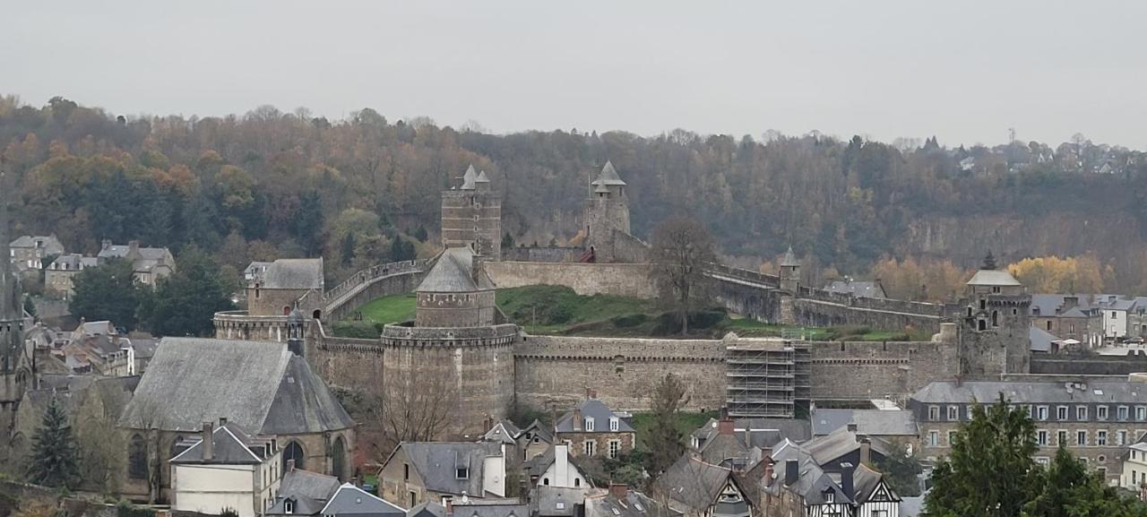 Le Jardin Des Fees Bed & Breakfast Savigny-le-Vieux Luaran gambar
