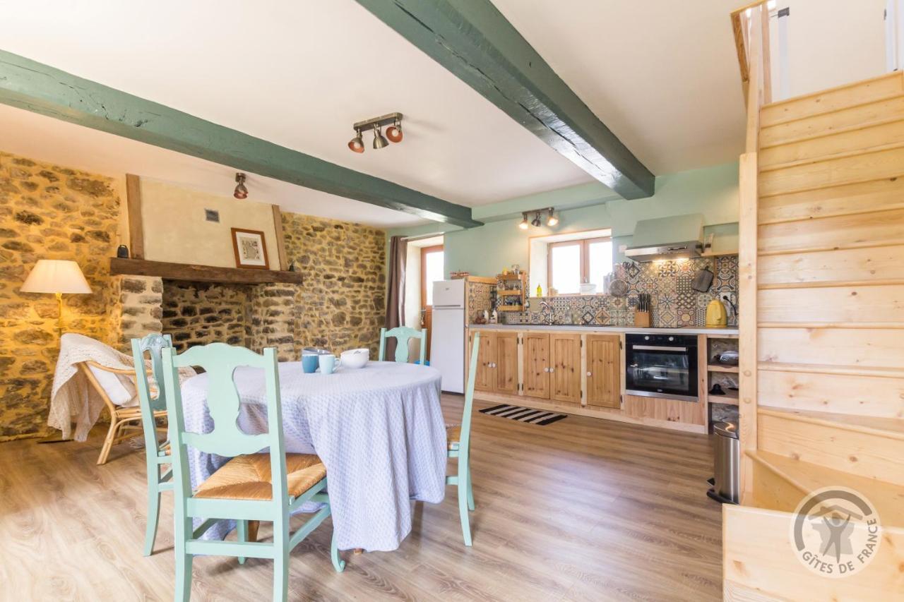 Le Jardin Des Fees Bed & Breakfast Savigny-le-Vieux Luaran gambar